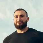 علی عباسی